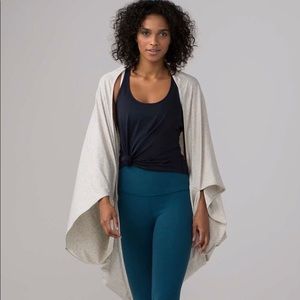 Lululemon sage scarf